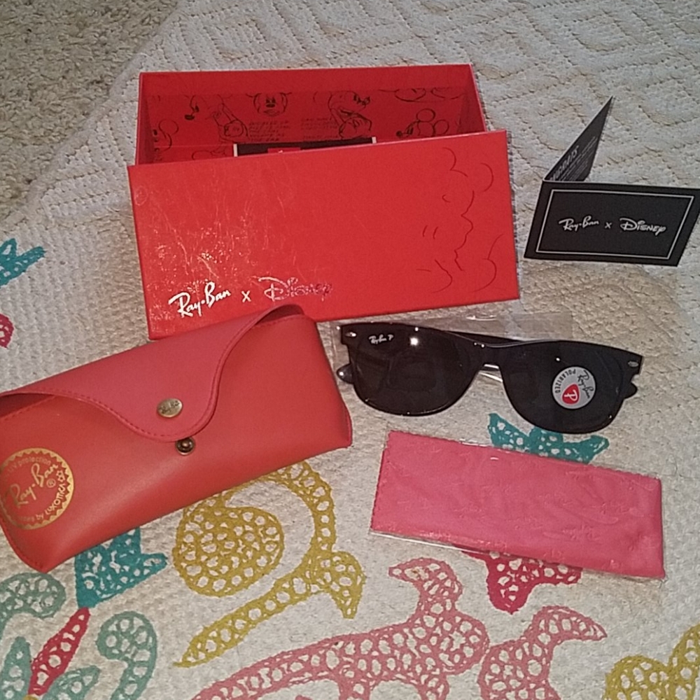 Limited Edition Disney Rayban Wayfarers